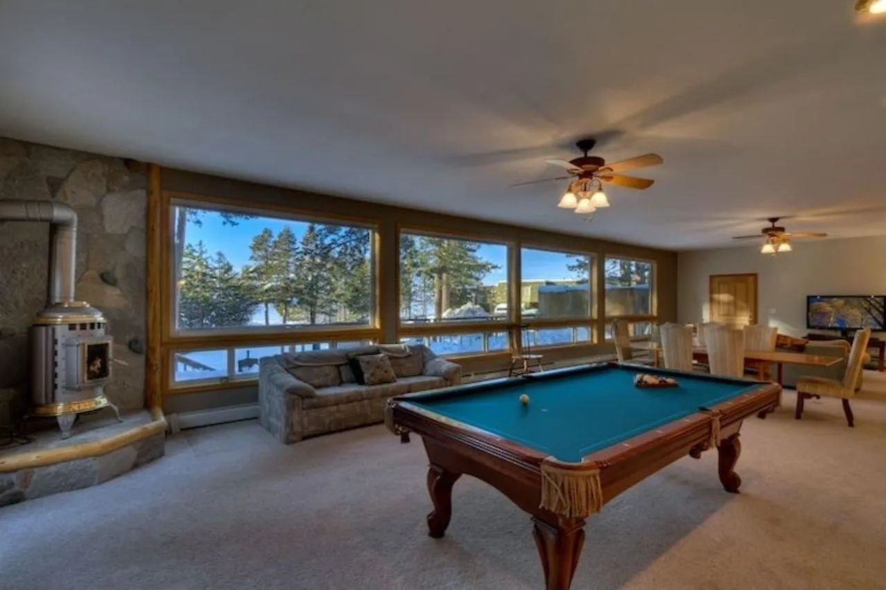 بيت للعطل 716 Lakeview Ave سووث لاك تاهوي